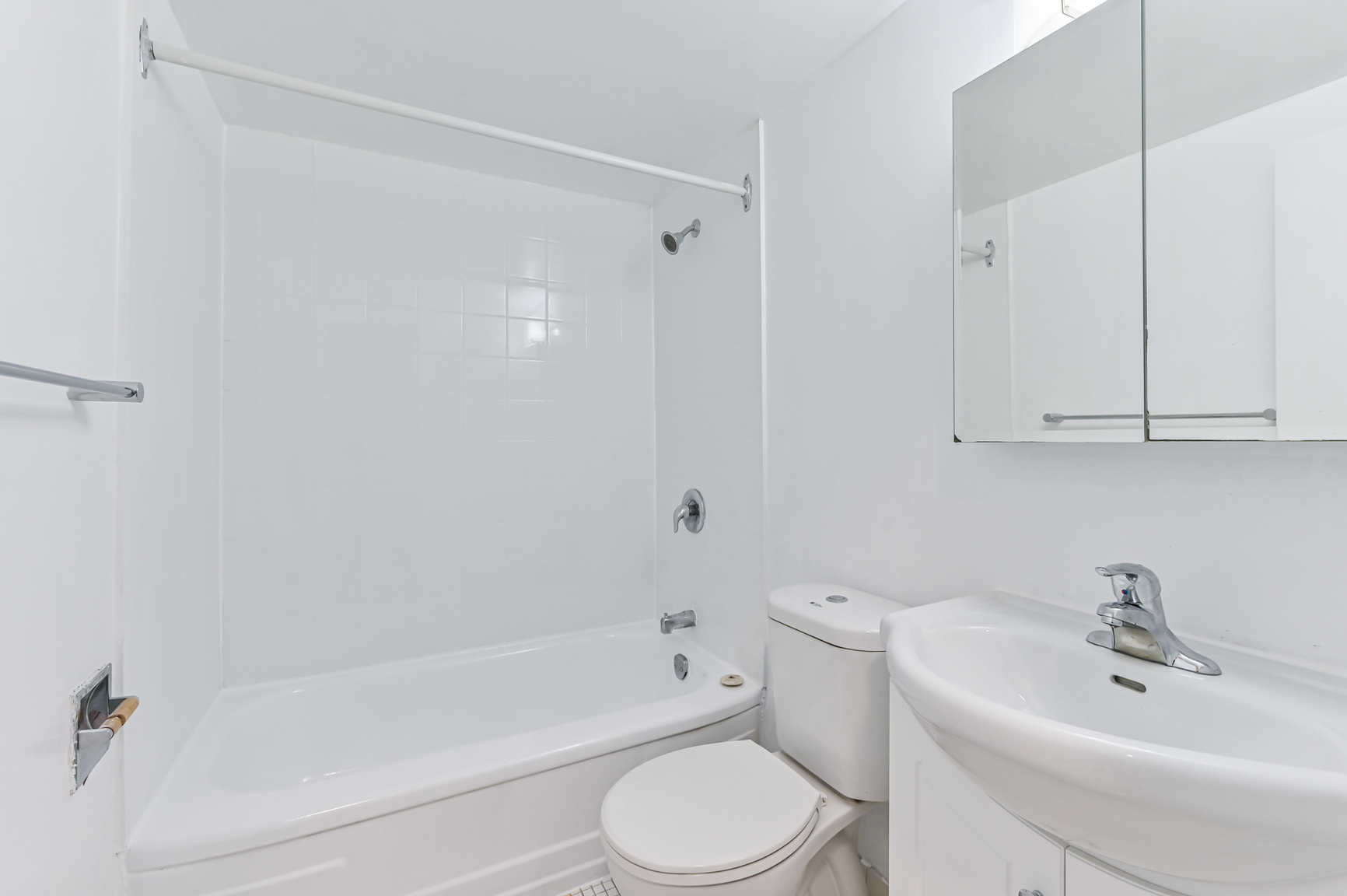 Davisville Tower - Photo 12