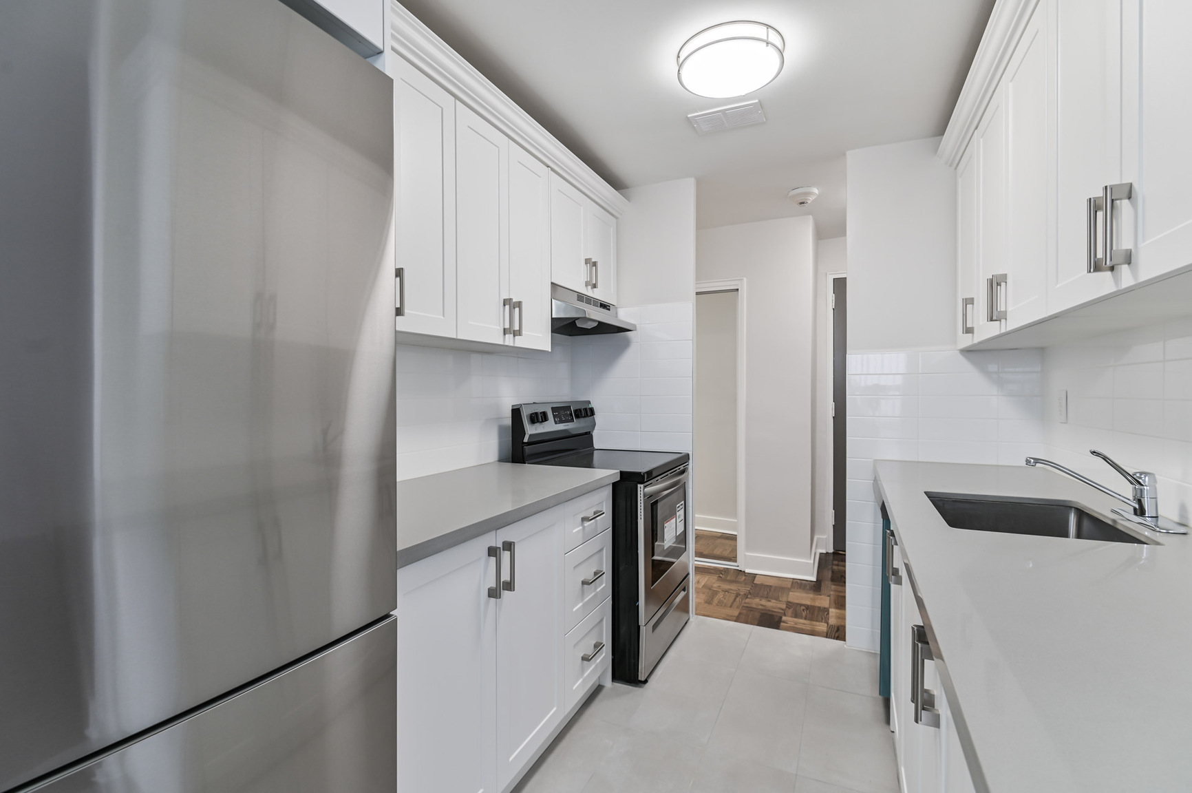 Avenue Park Apartments - Photo 16