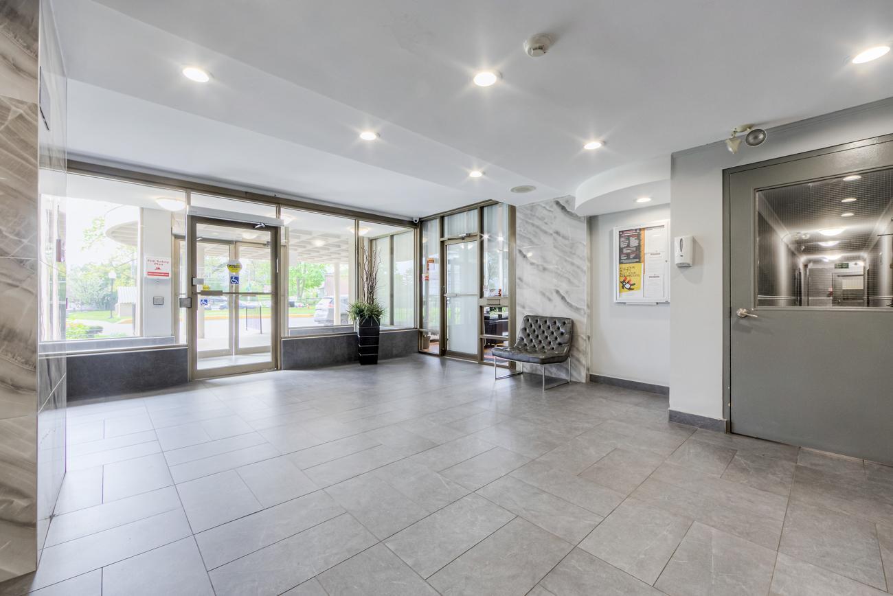 North York Apartments for Rent at Don Mills Road and Van Horne Ave