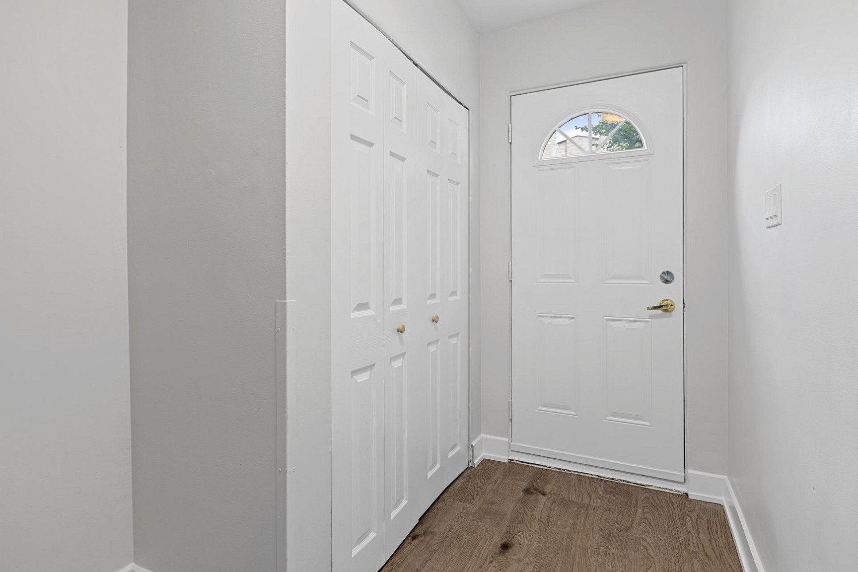 West Park I Townhouses - Photo 9