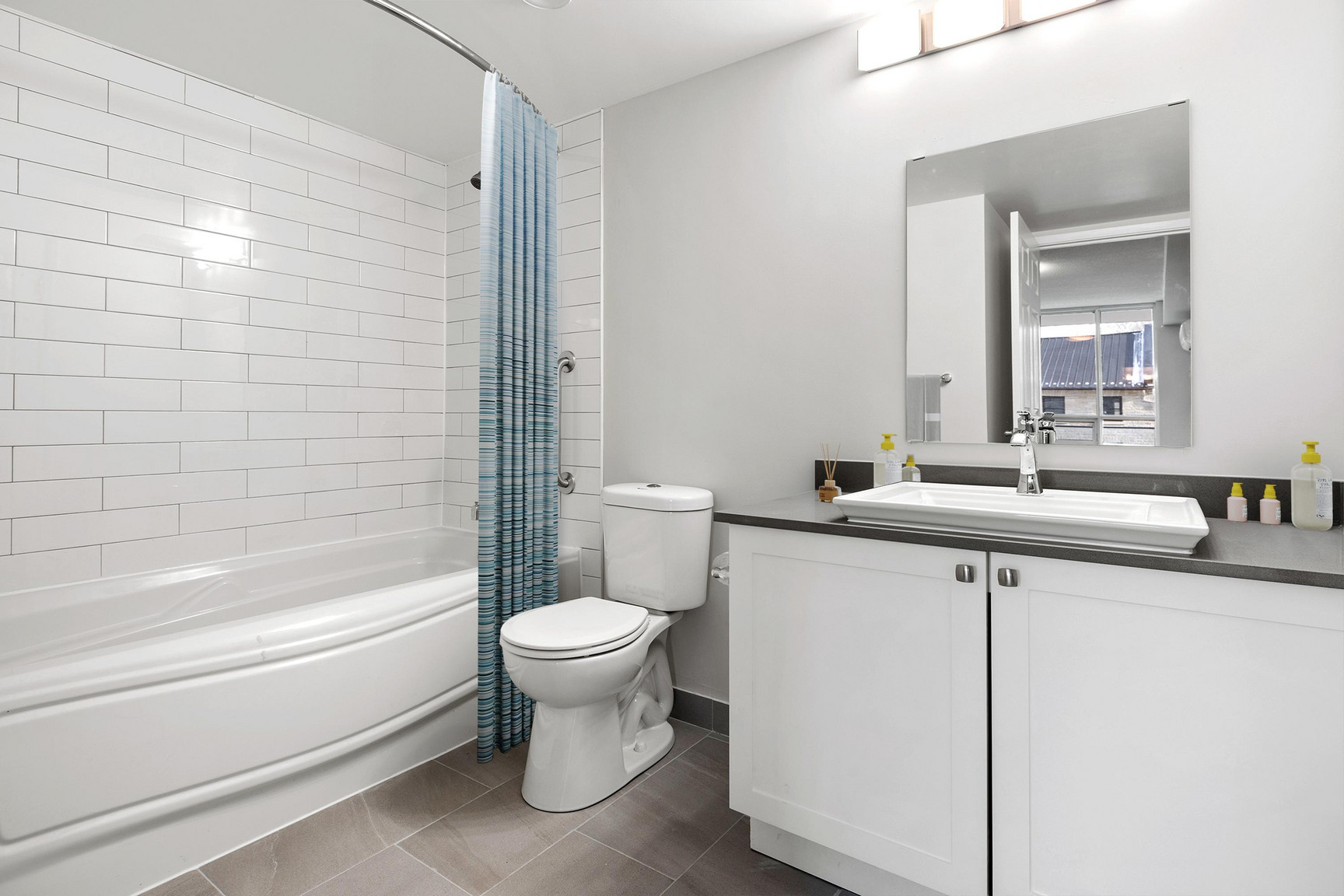 Carruthers Wharf Apartments - Photo 5