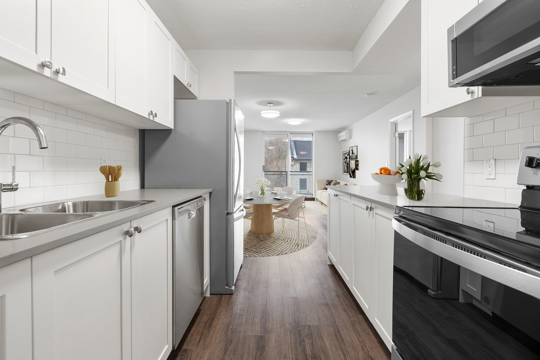 Carruthers Wharf Apartments - Photo 3