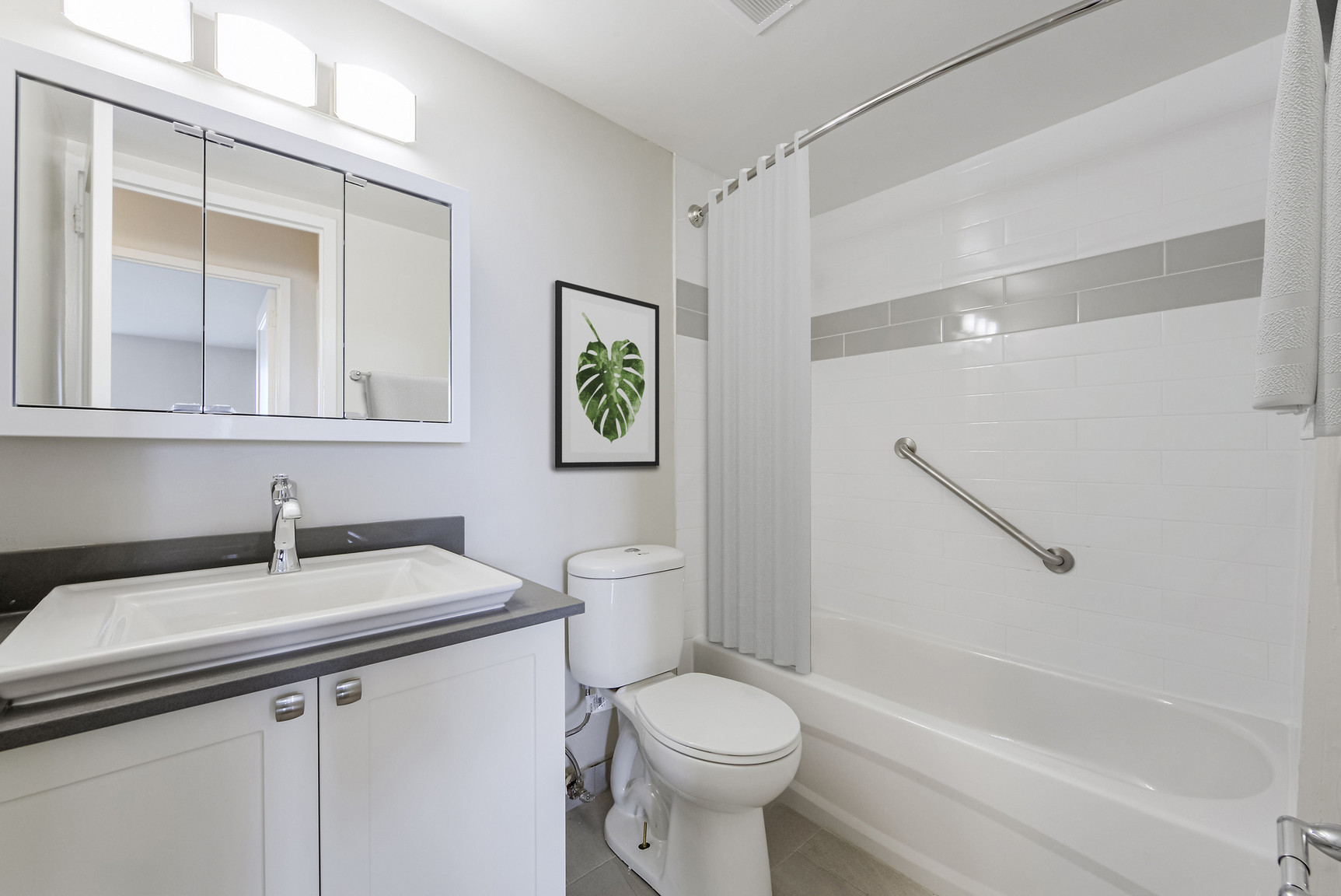 Lakewood Apartments I - Photo 4