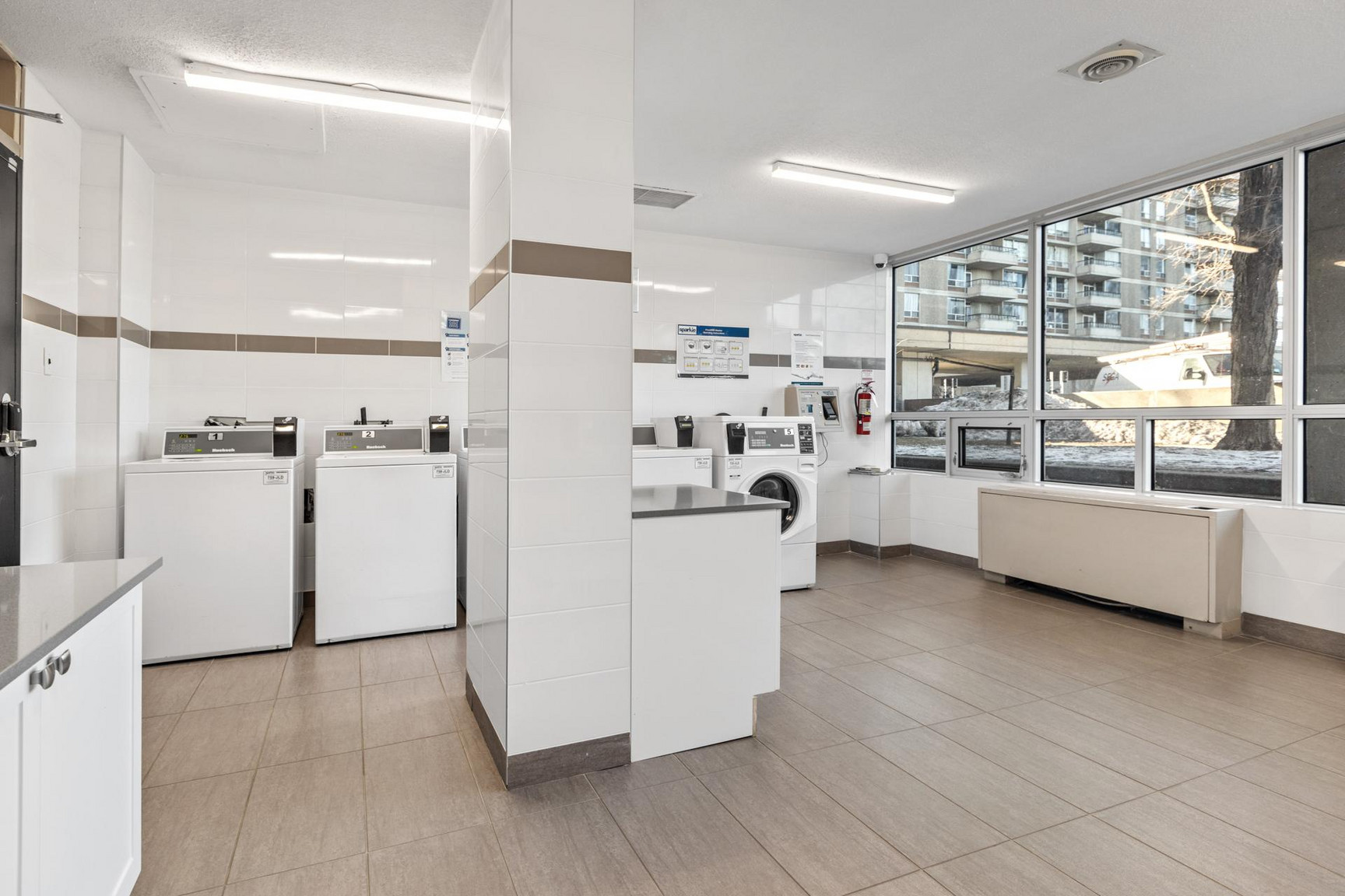 Island Park Towers - Photo 15