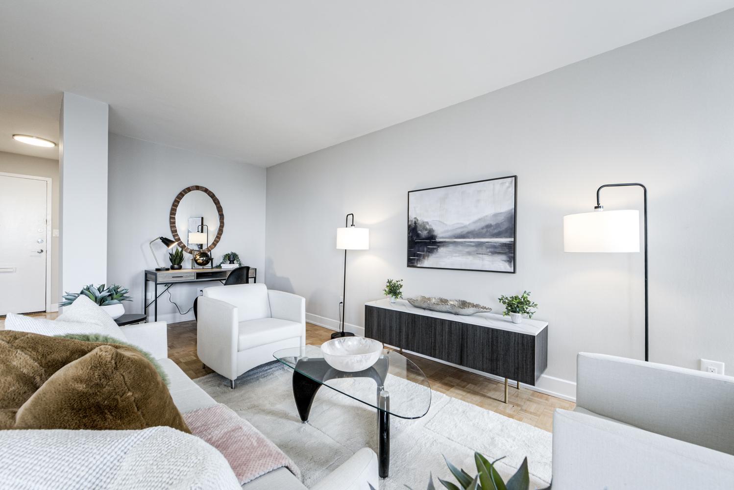 Canyon Apartments - Photo 4