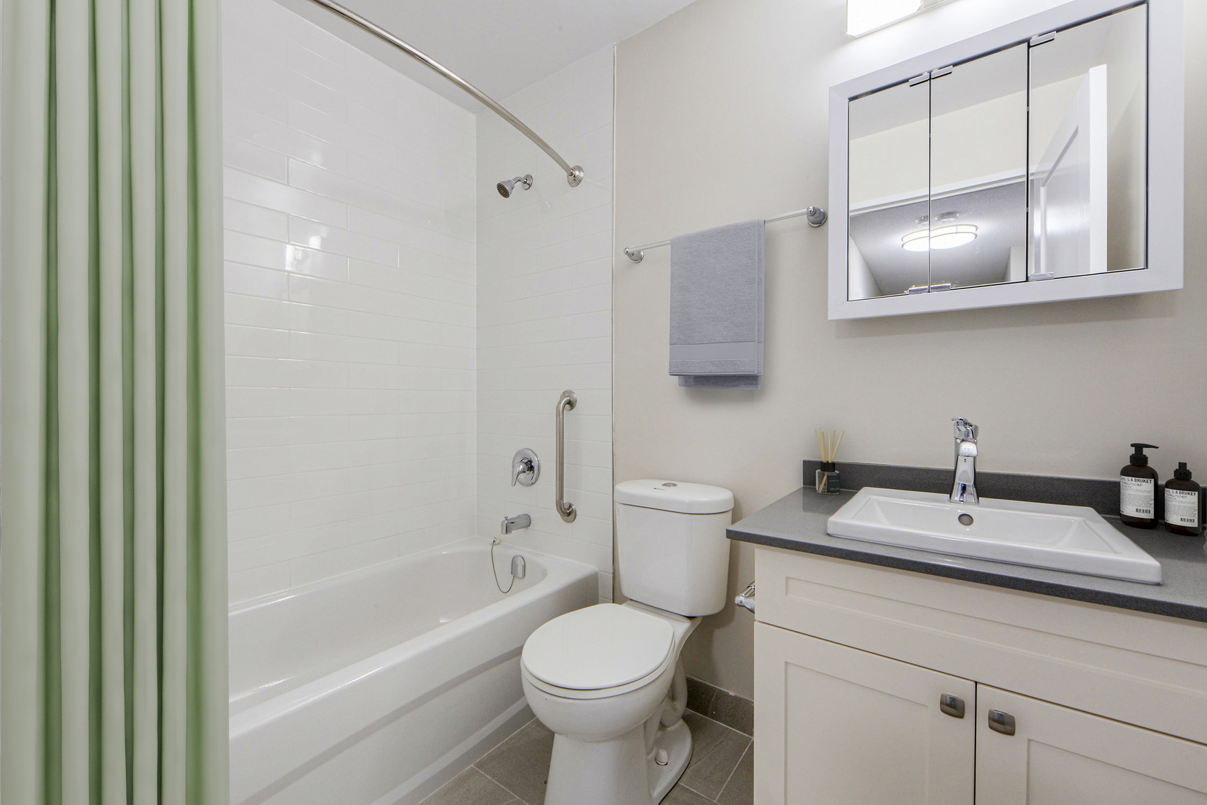 Trafalgar Square - 27/33 Cardigan Street, Guelph, ON