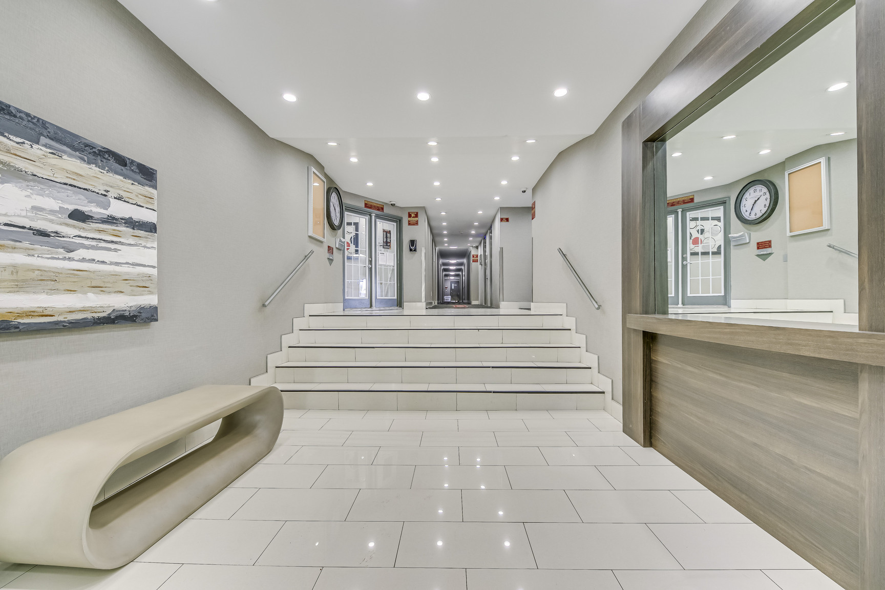 Premier Court Apartments - Photo 10