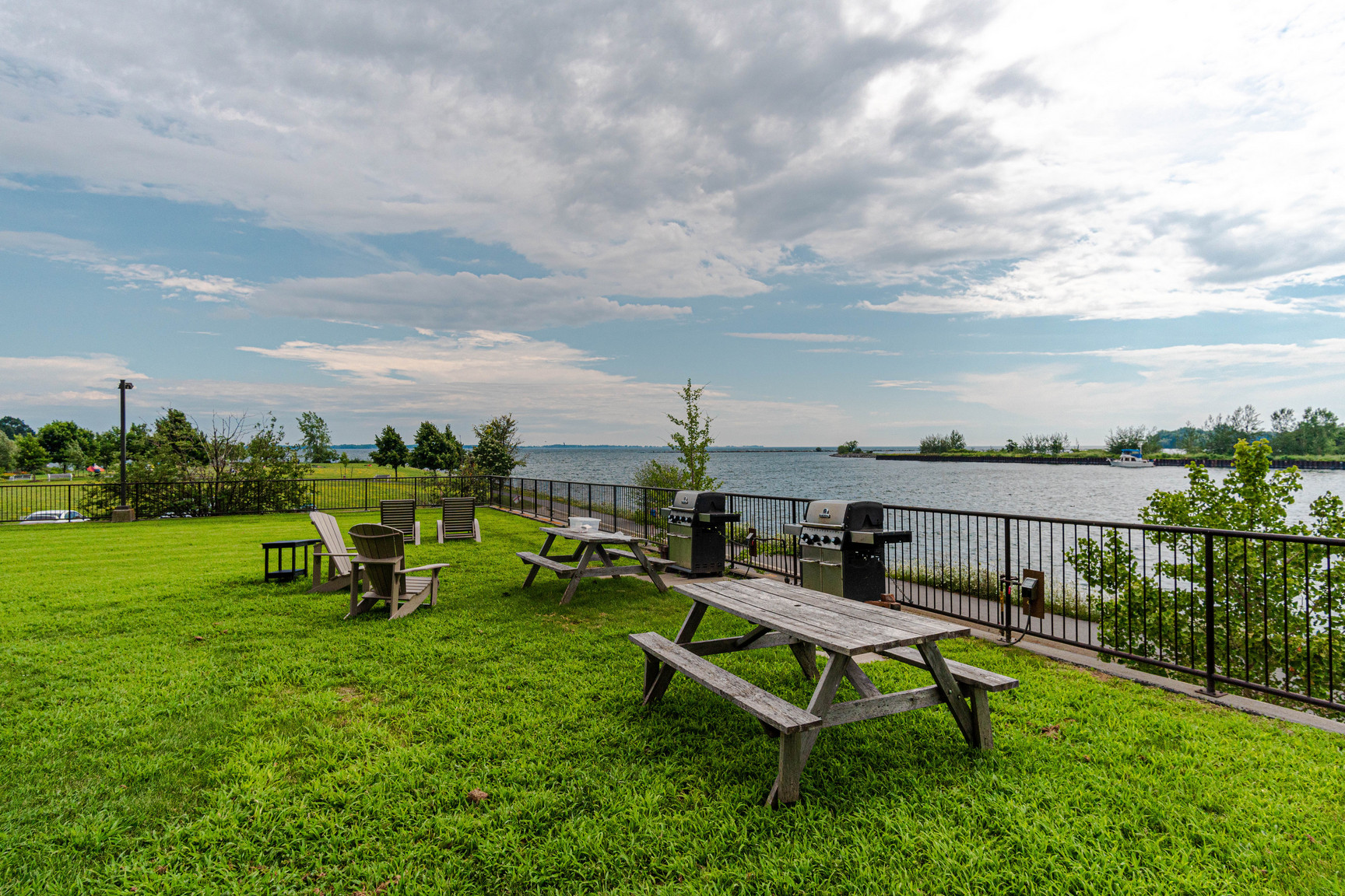 The Waterside - Photo 12