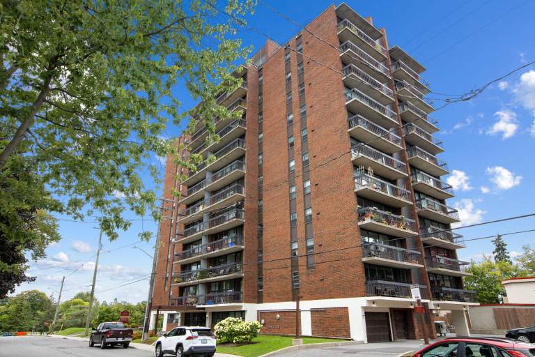 Roxborough Apartments Exterior