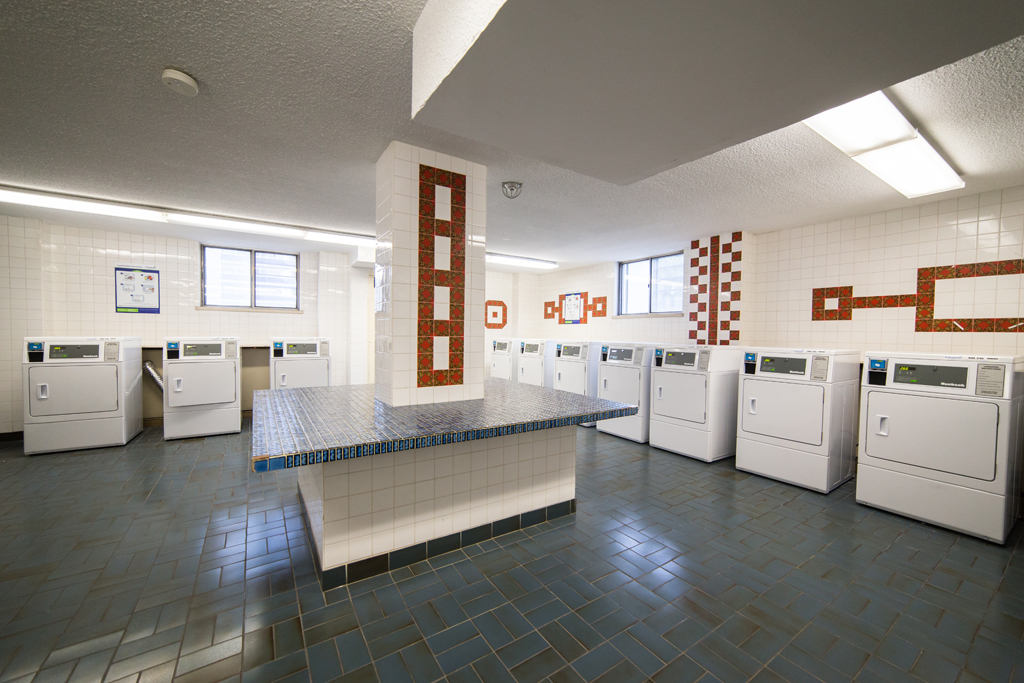 Apartment for rent at 50 Panorama Court - Photo 3