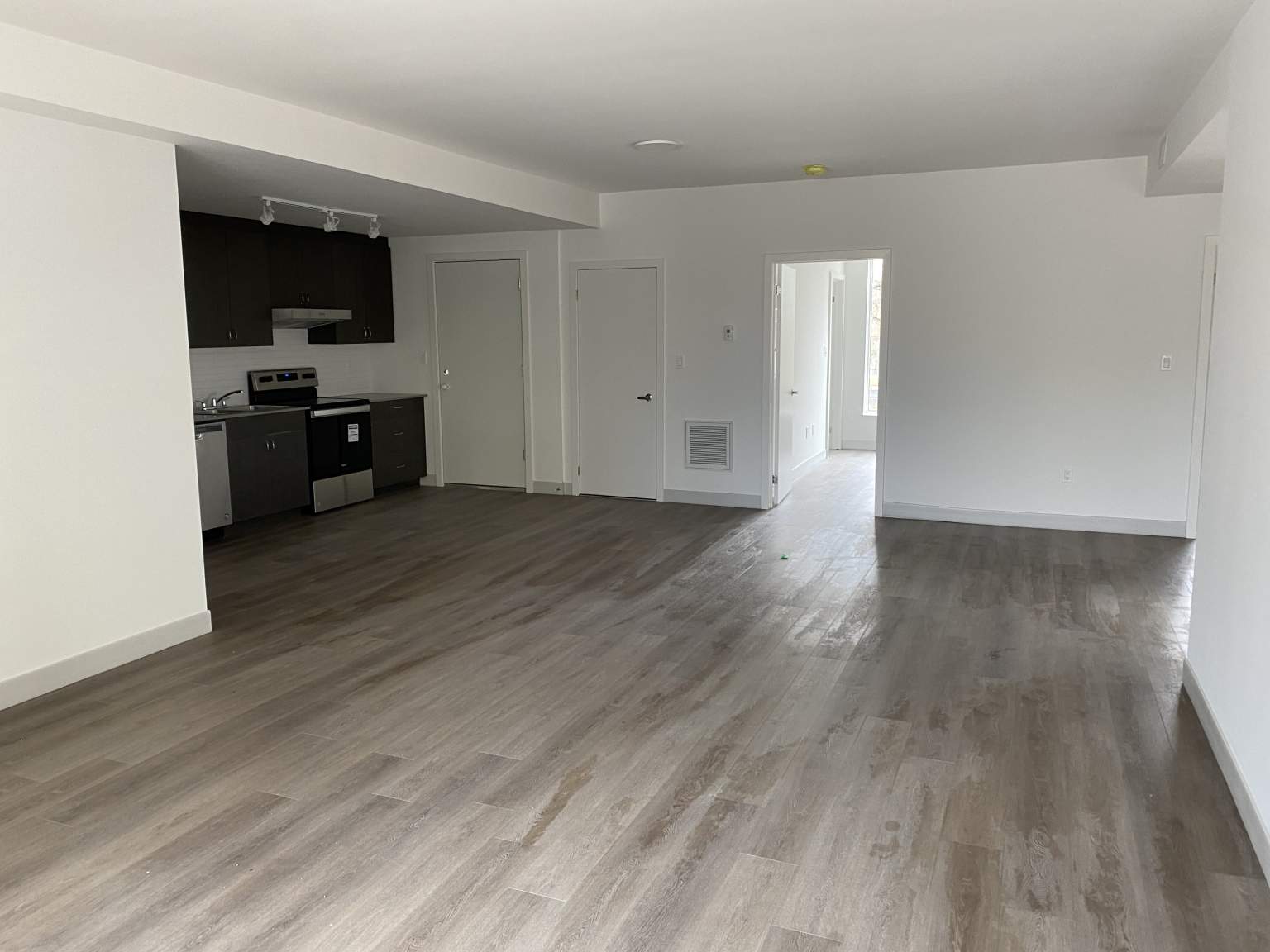 Apartment for rent 37 Antrim Crescent - Photo 8