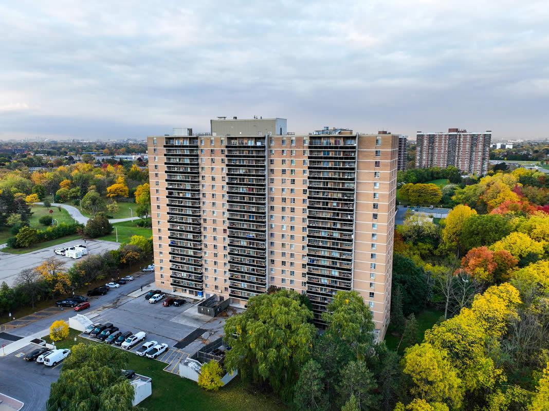 Apartment for rent at 46 Panorama Court - Photo 2