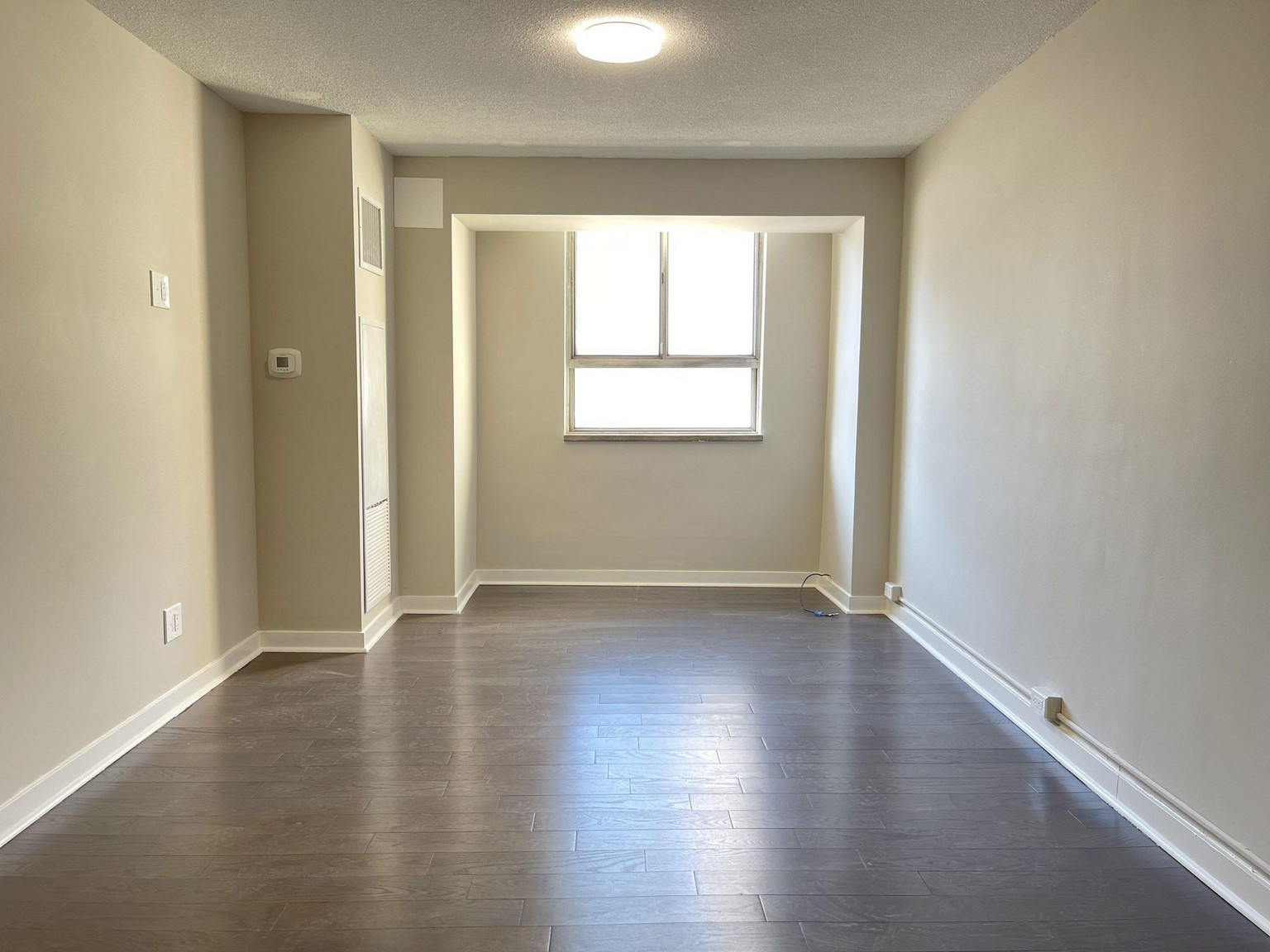 Apartment for rent at 46 Panorama Court - Photo 10