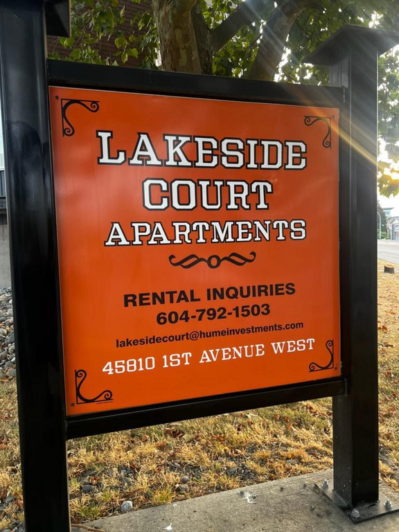 Lakeside Court