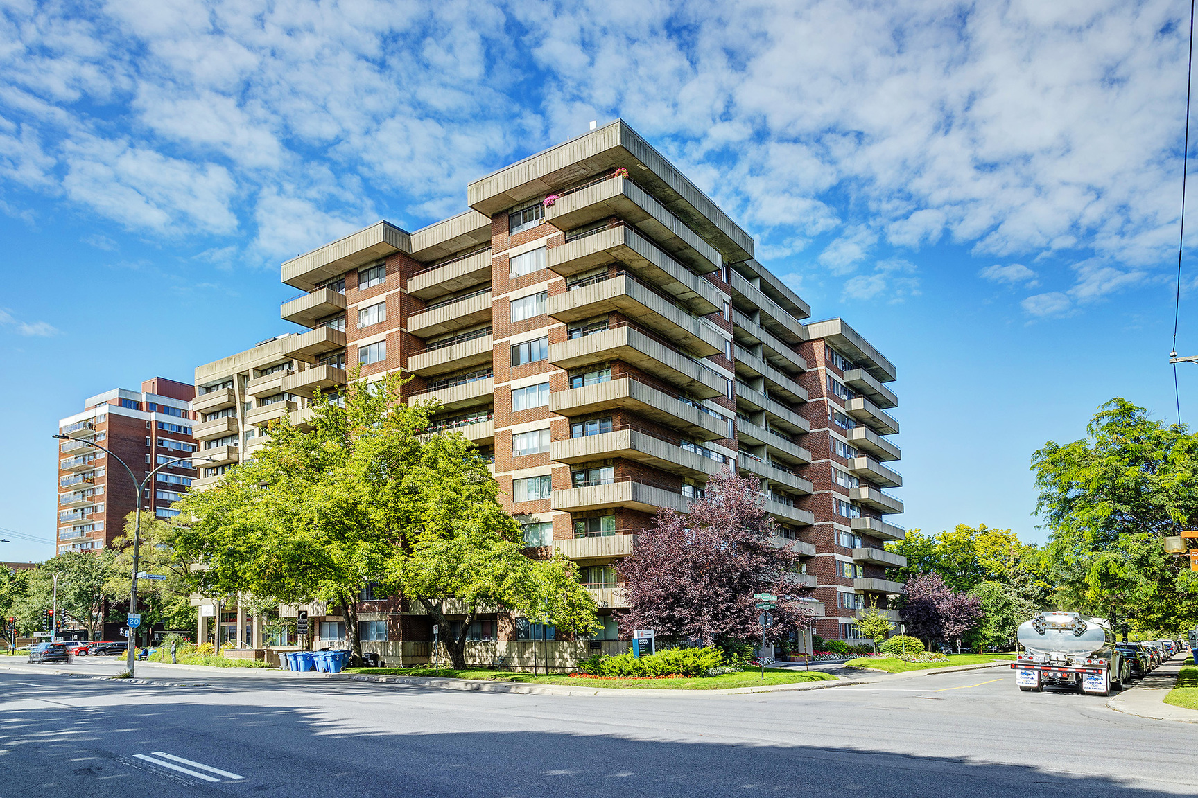 5500 Borden Avenue - Photo 17