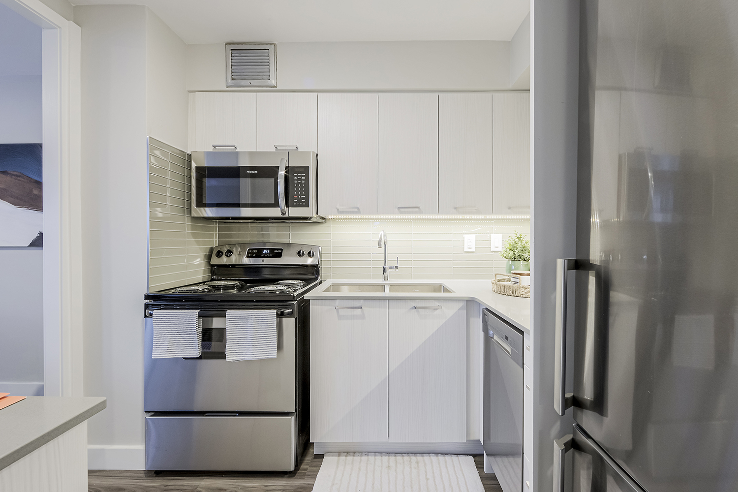 41 Dundonald Street - Photo 3