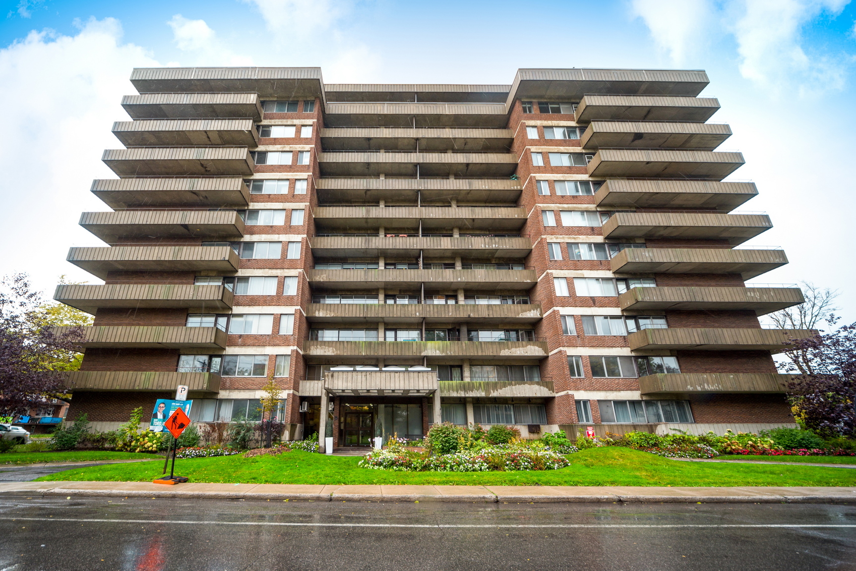 5500 Borden Avenue - Photo 26