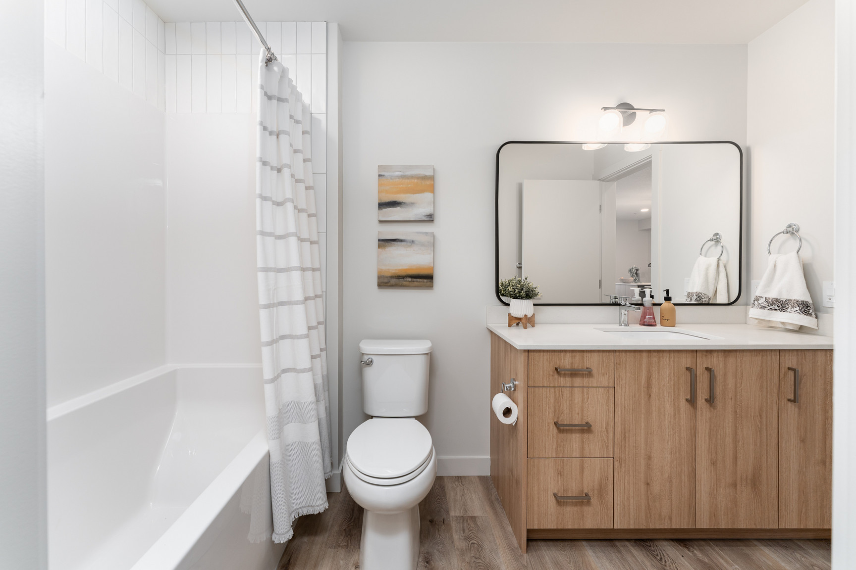 49 West - Photo 61