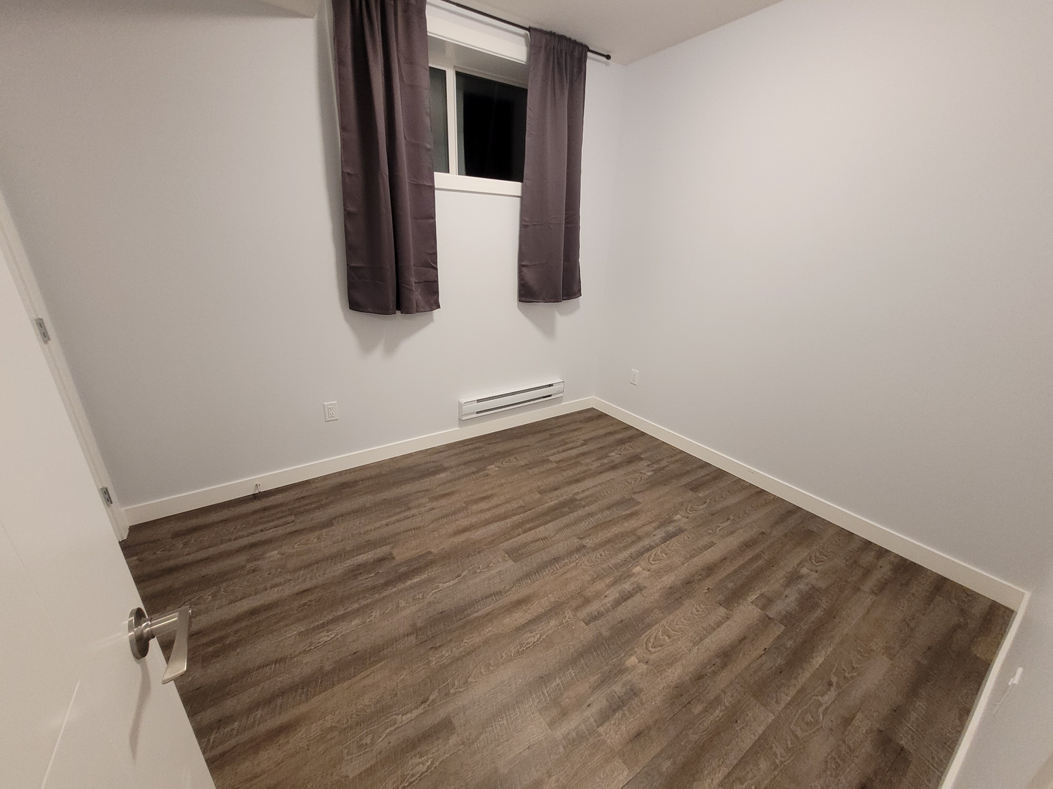 204 Thakur Street (Basement Suite) - Photo 6