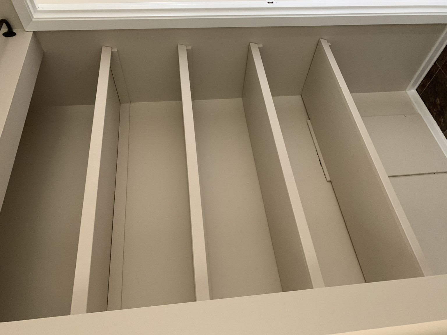 Birch Manor - 310 Clarence Avenue South - Photo 3