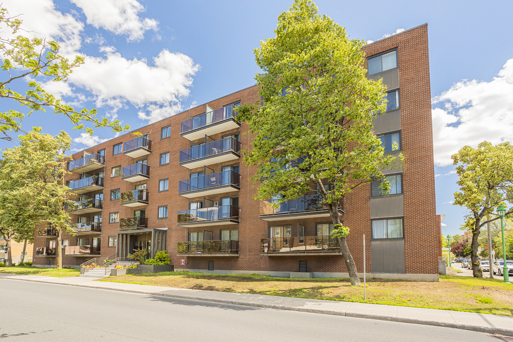 1300 Boulevard de la Côte-Vertu - Photo 11
