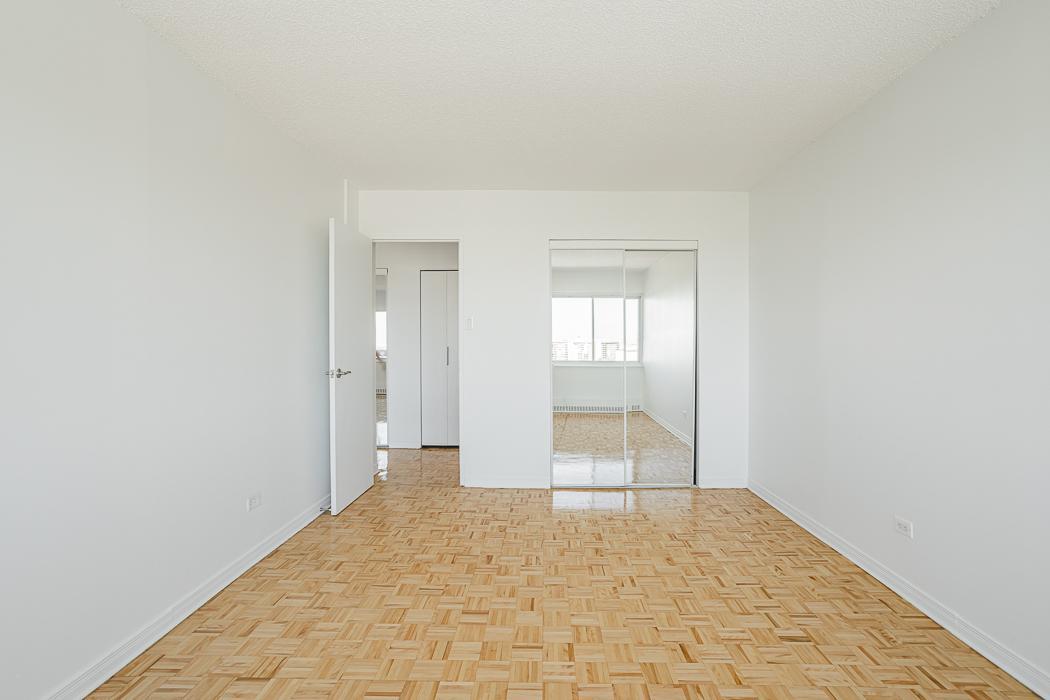 135 Place Côte-Vertu - Photo 34