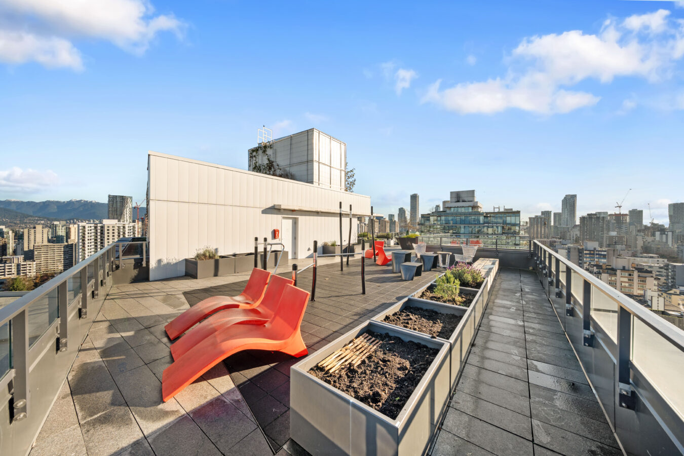 Zephyr Apartments - Photo 60