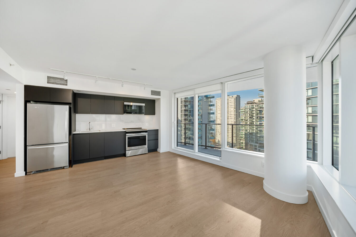 Zephyr Apartments - Photo 16