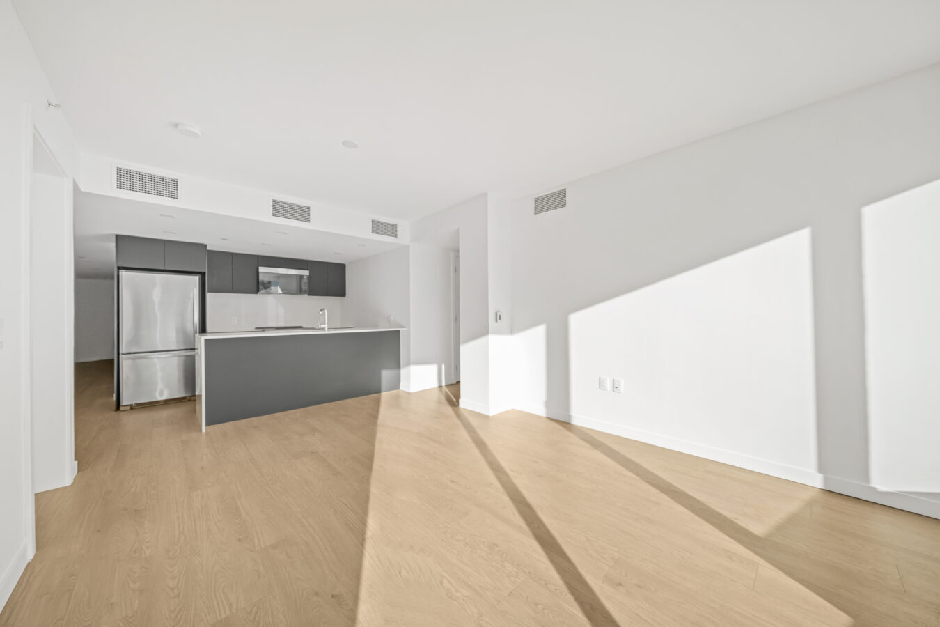 Zephyr Apartments - Photo 19