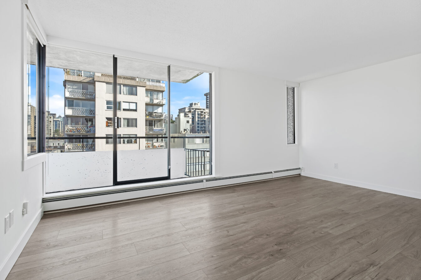 Pacific Cove Apartments - Photo 18