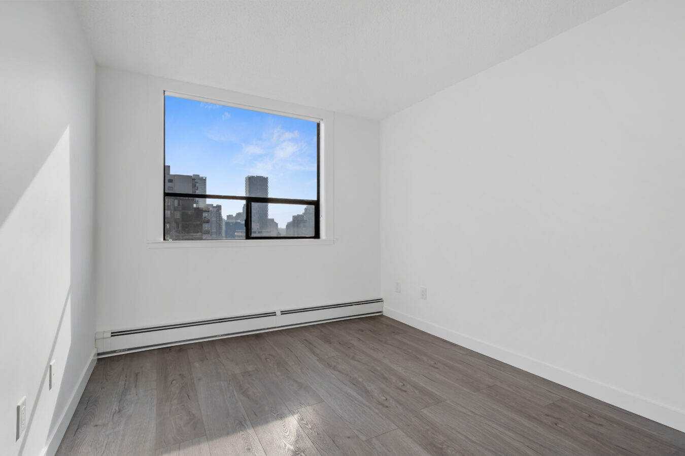 Pacific Cove Apartments - Photo 24
