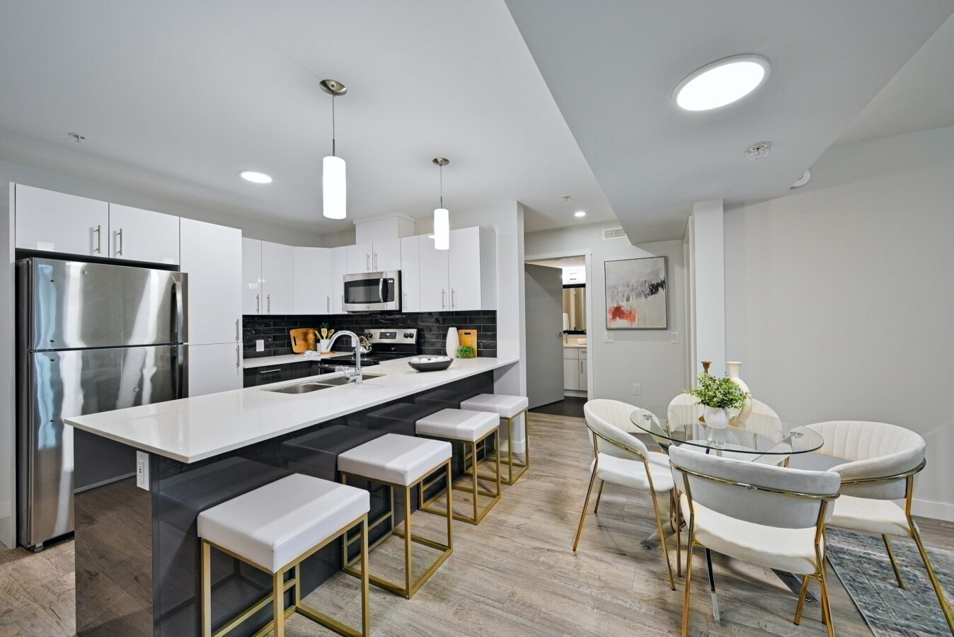 The Onyx Apartments - Photo 6