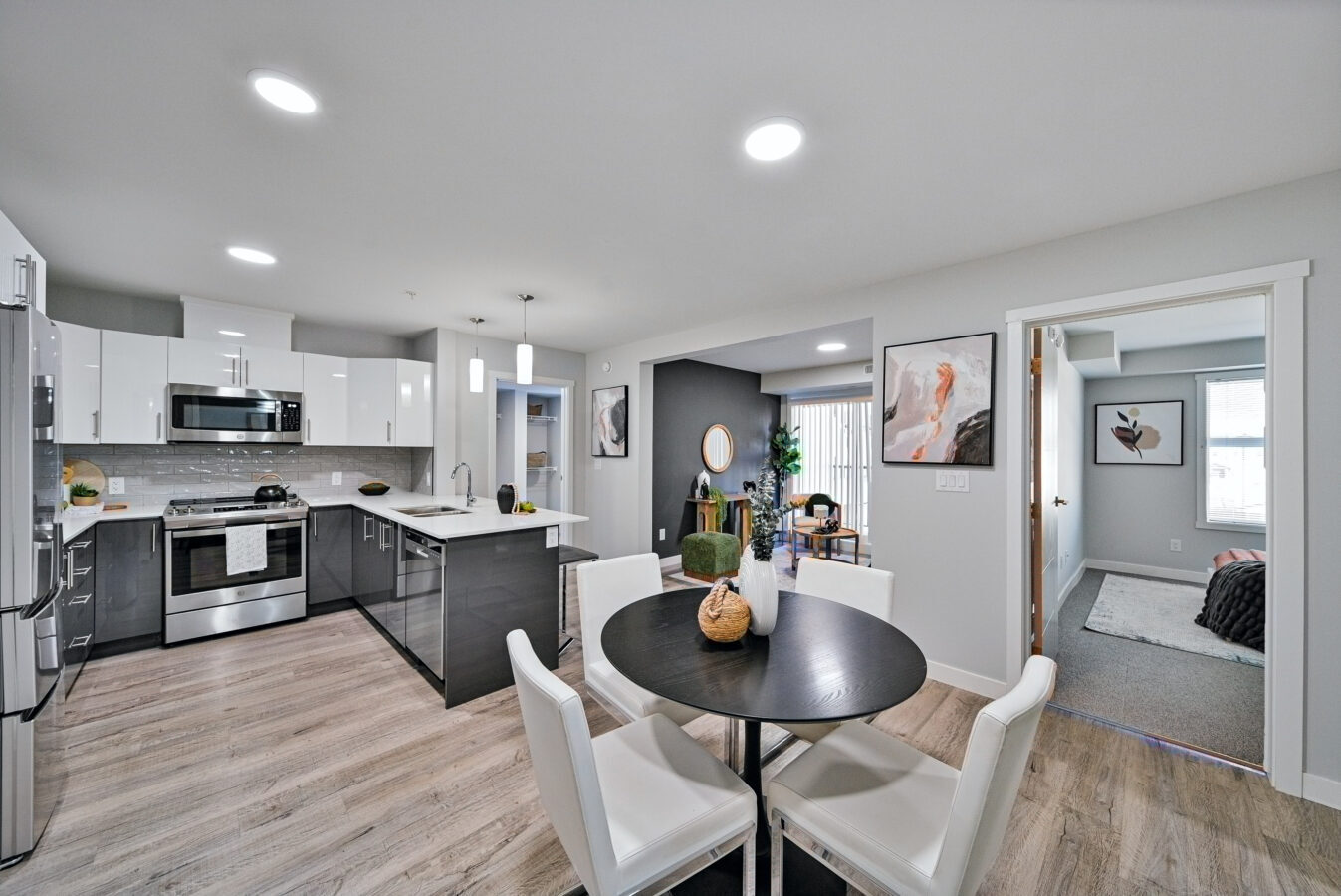 The Bravado Apartments - Photo 52