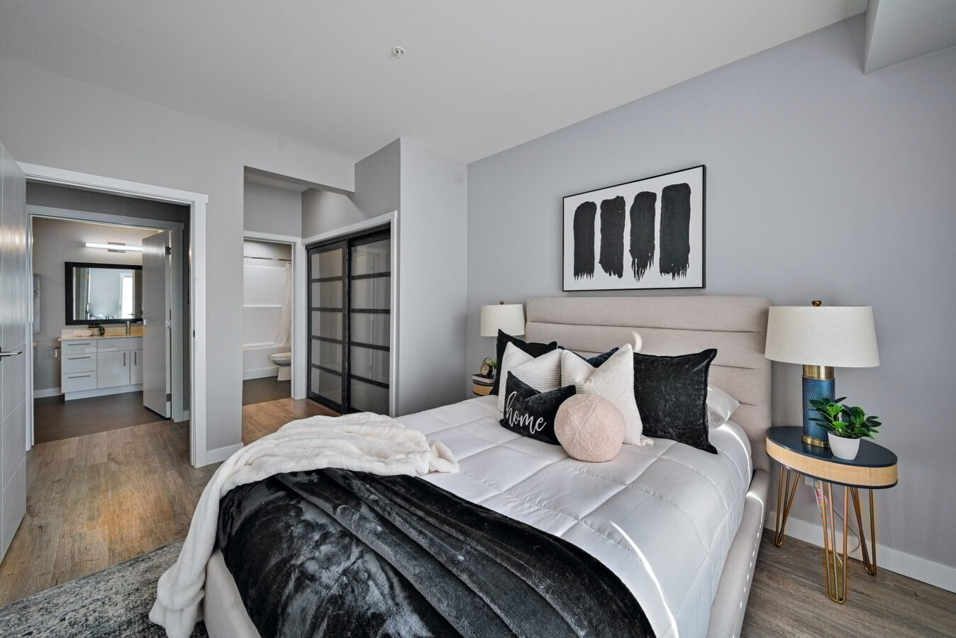 The Allure Apartments - Photo 9