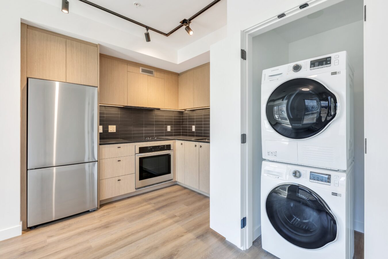 Ashlu Apartments - Photo 12