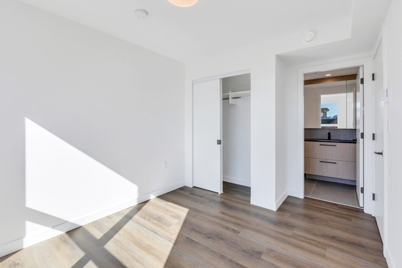 Ashlu Apartments - Photo 20