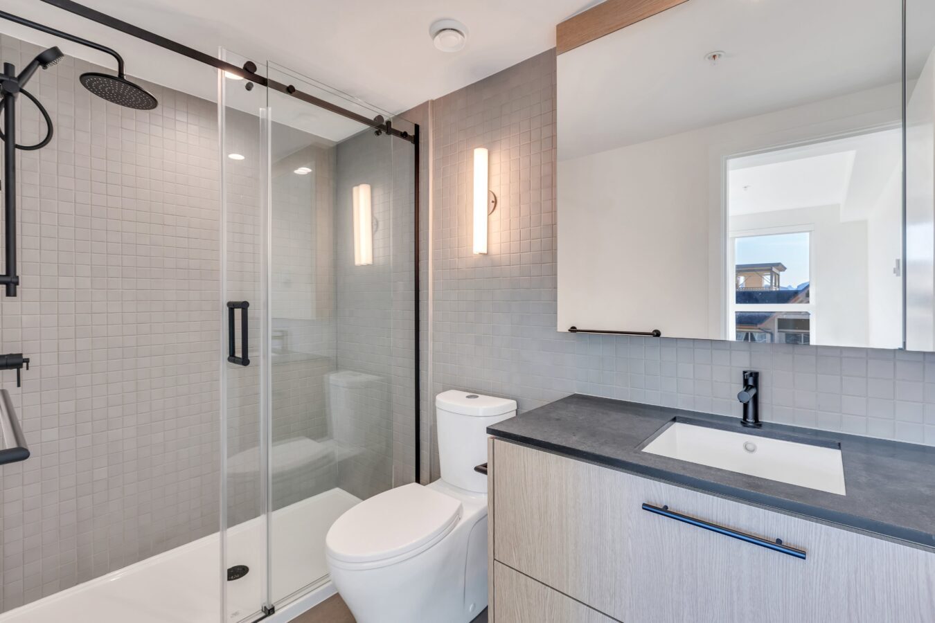 Ashlu Apartments - Photo 23