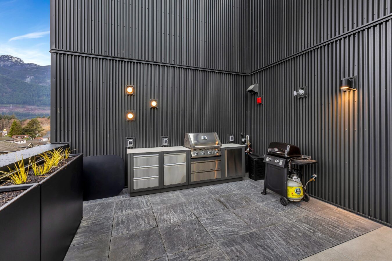 Ashlu Apartments - Photo 29