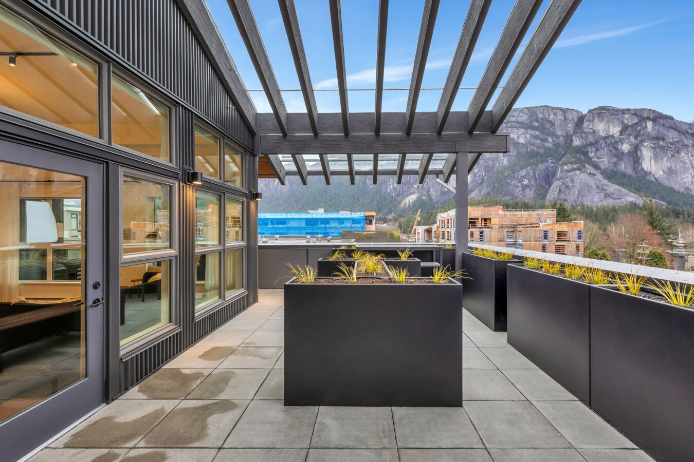 Ashlu Apartments - Photo 32