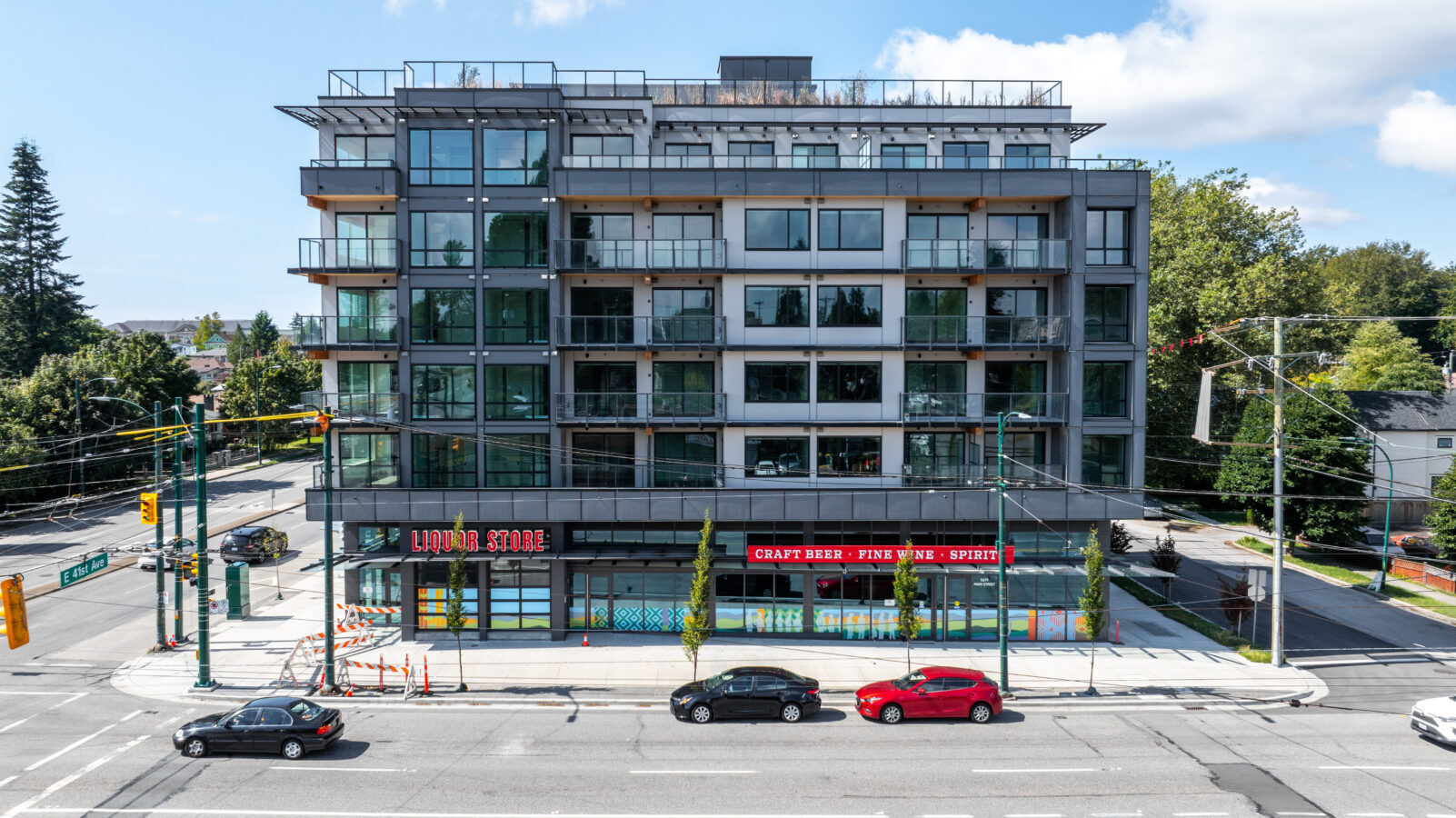 Main & 41st Apartments - Photo 43