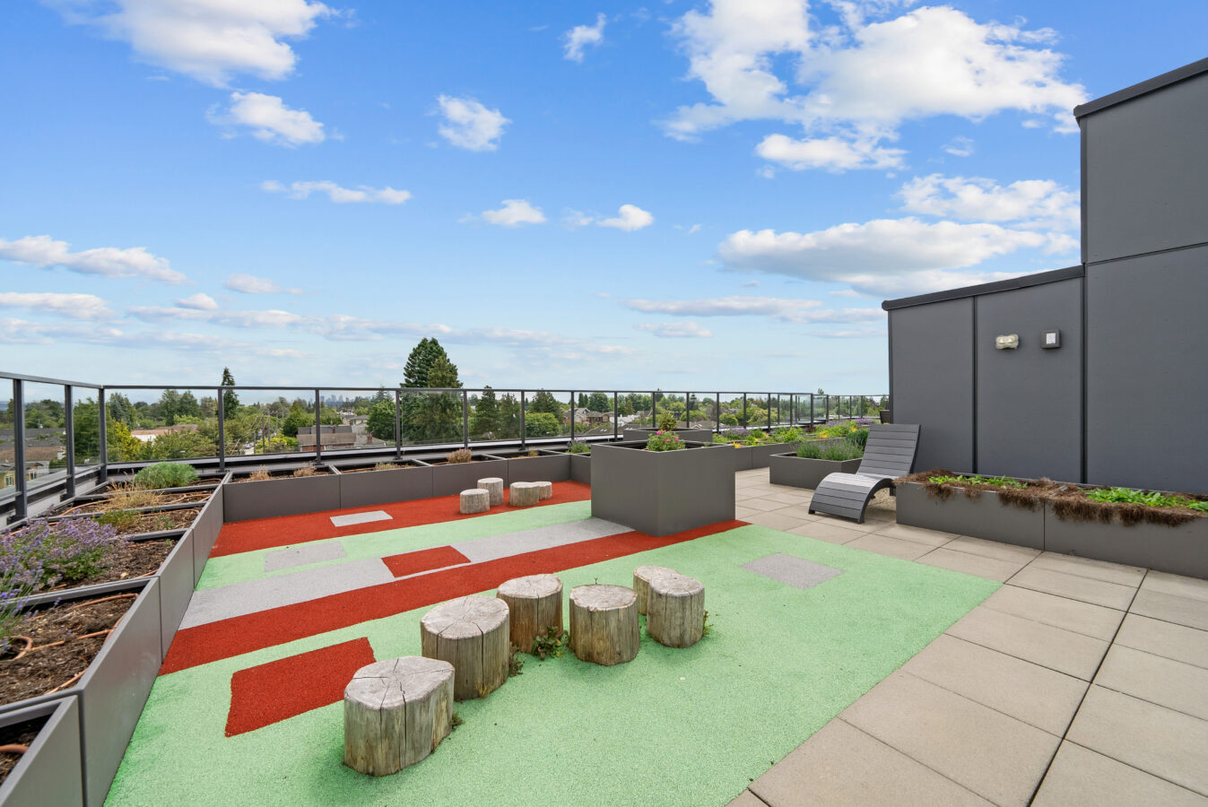 Main & 41st Apartments - Photo 47
