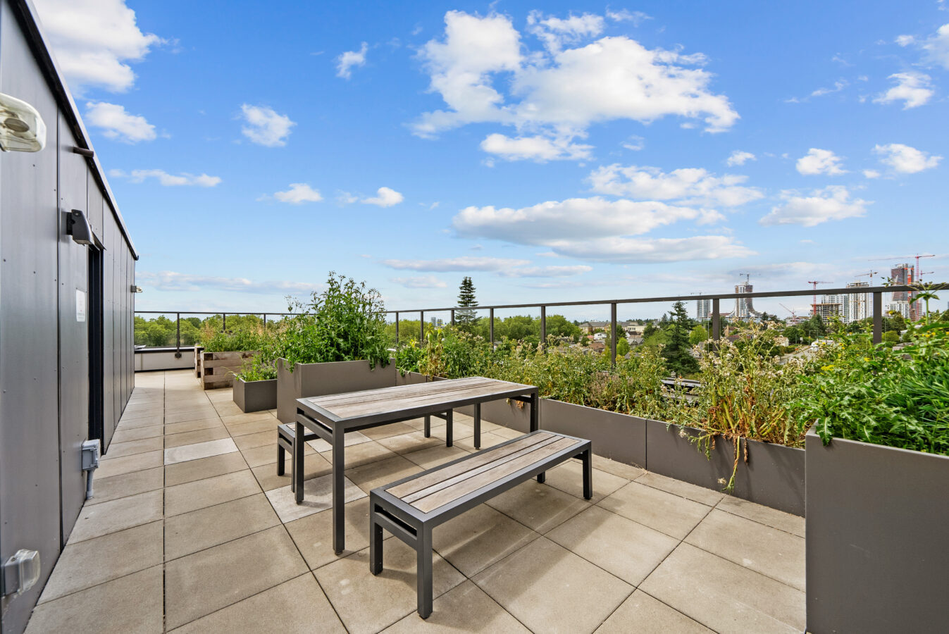 Main & 41st Apartments - Photo 63