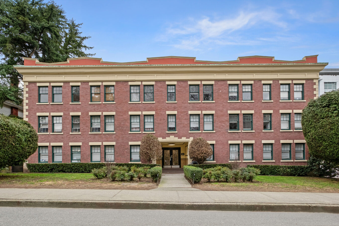 Vallejo Court Apartments
