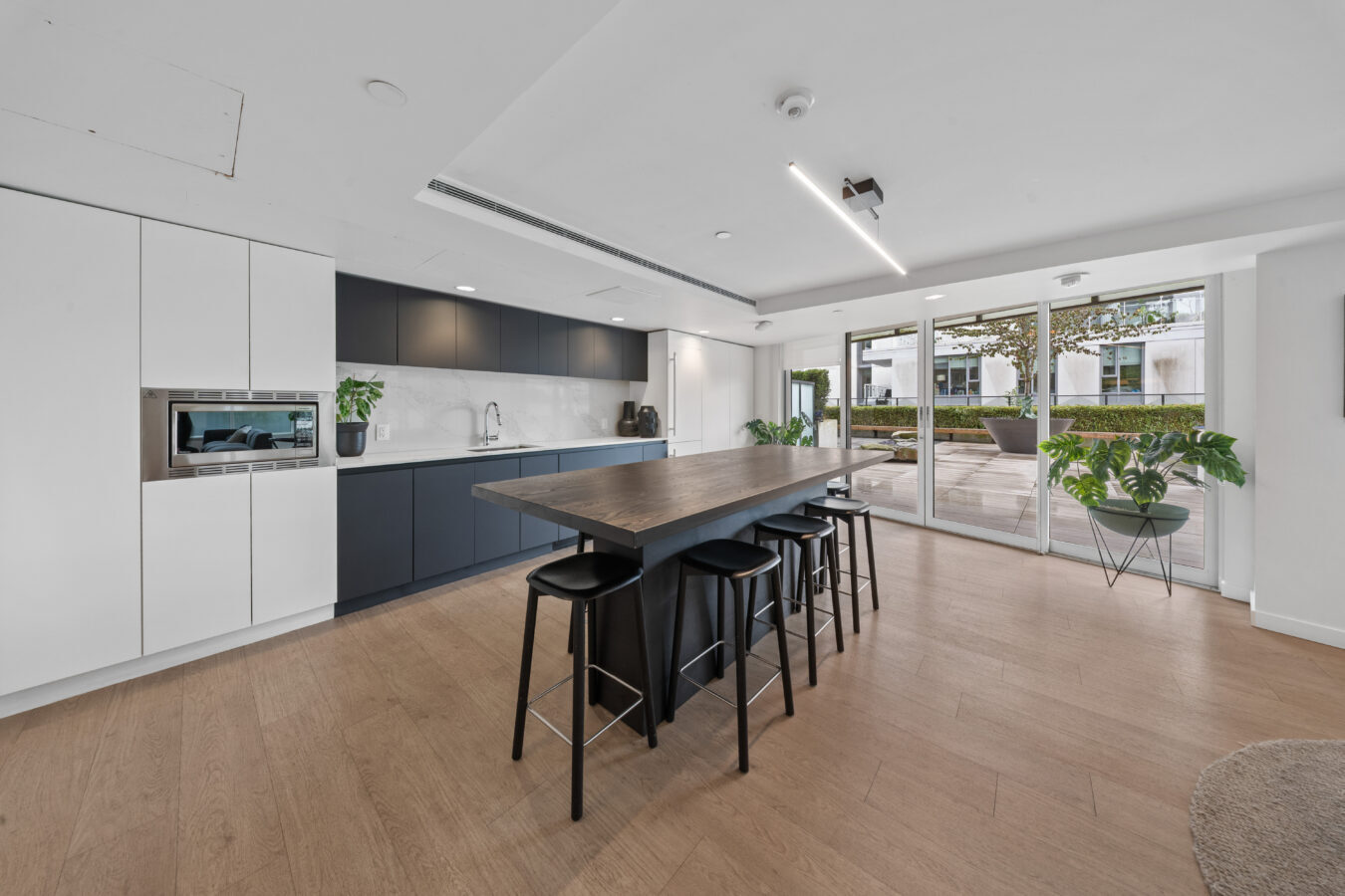 Zephyr Apartments - Photo 30