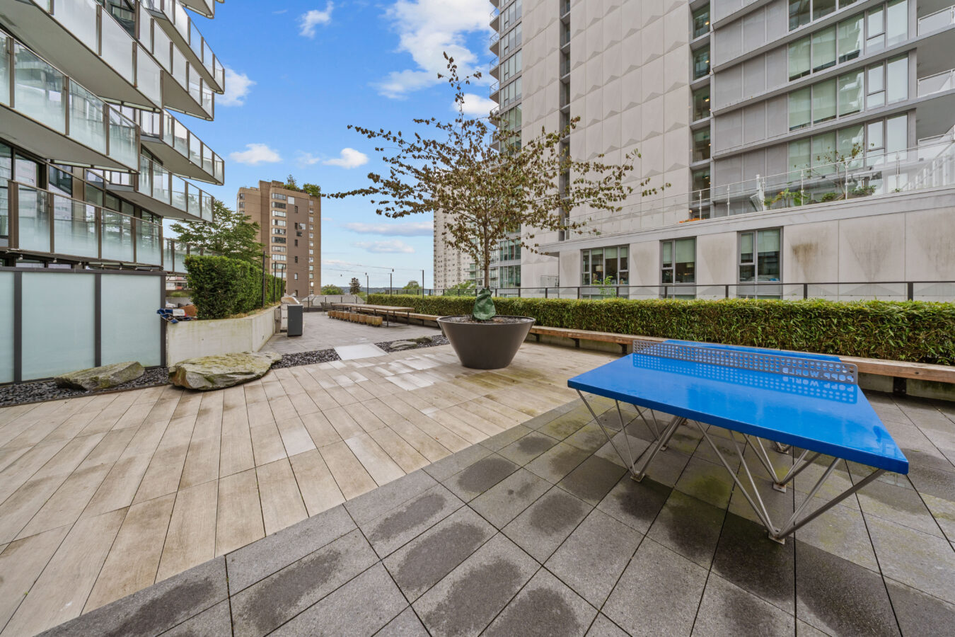 Zephyr Apartments - Photo 41