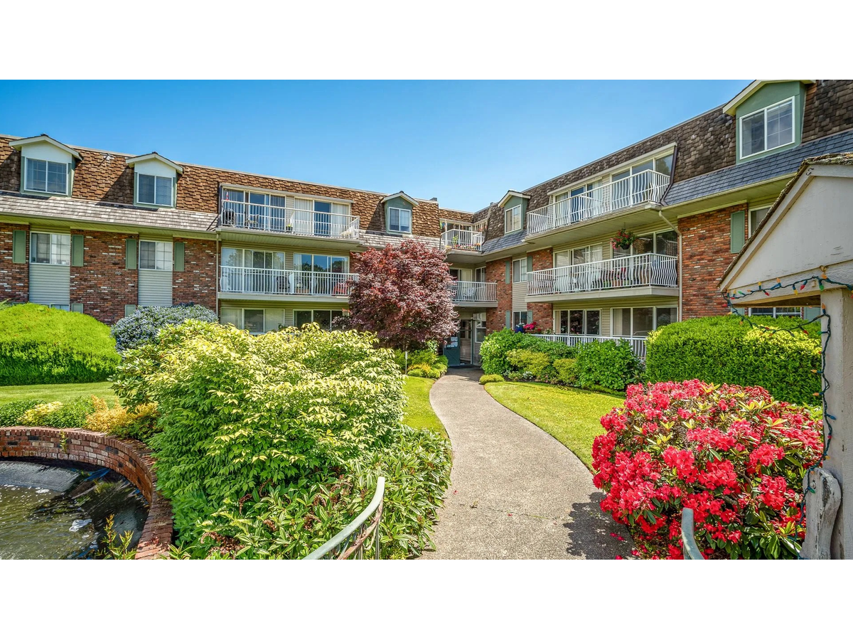Fraser Tolmie Apartments