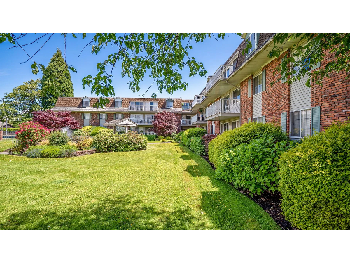 Fraser Tolmie Apartments - Photo 4