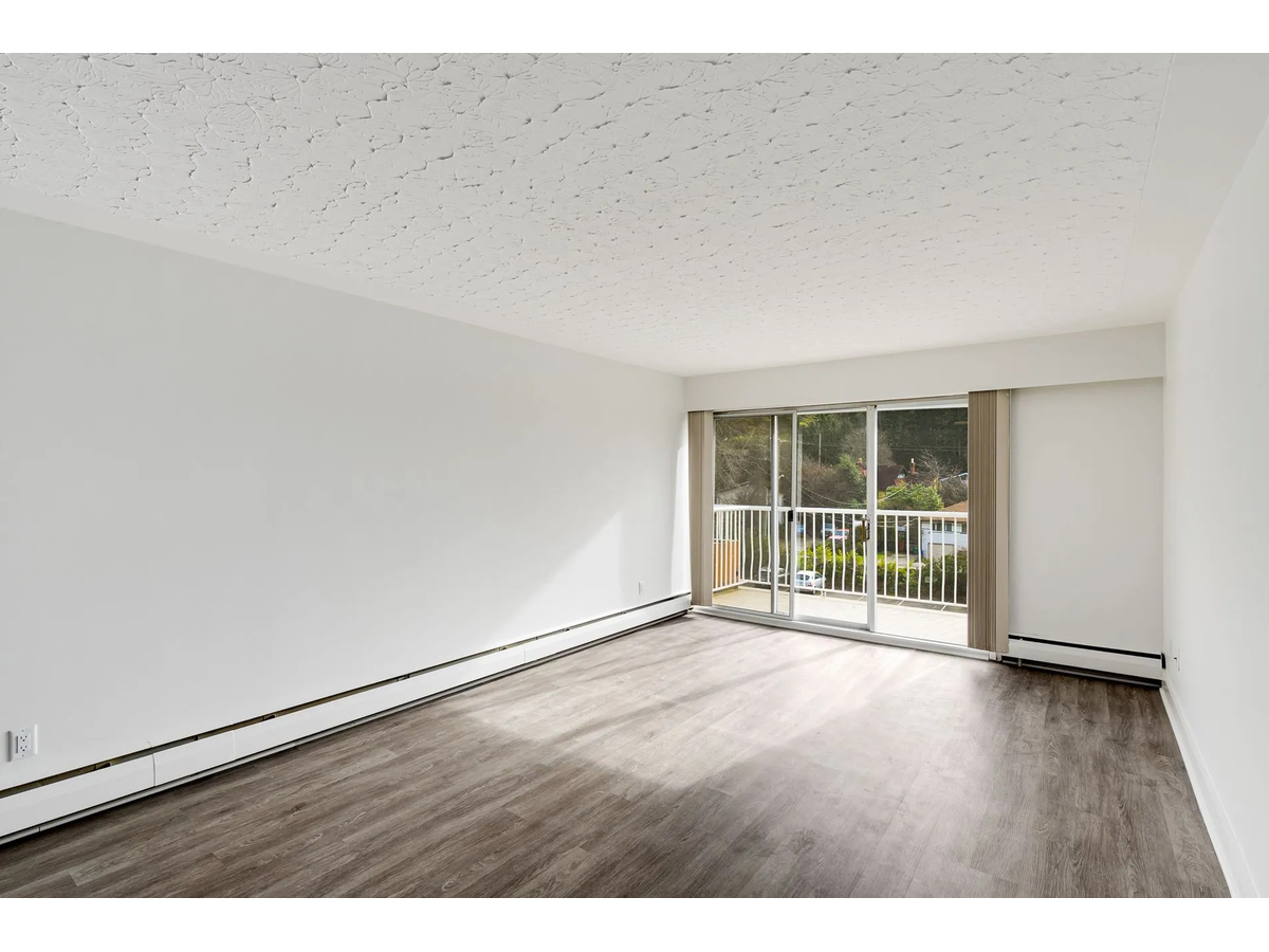 Fraser Tolmie Apartments - Photo 12