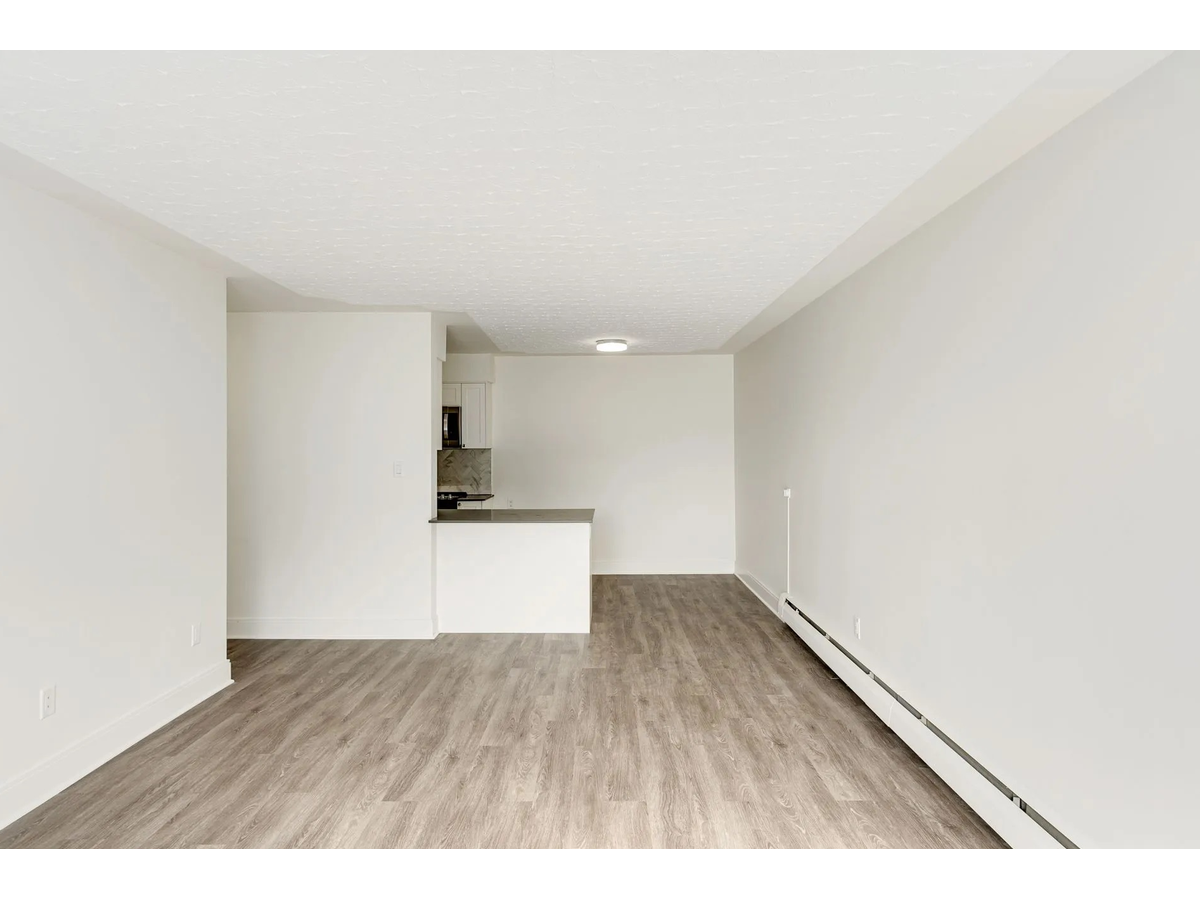 Fraser Tolmie Apartments - Photo 13
