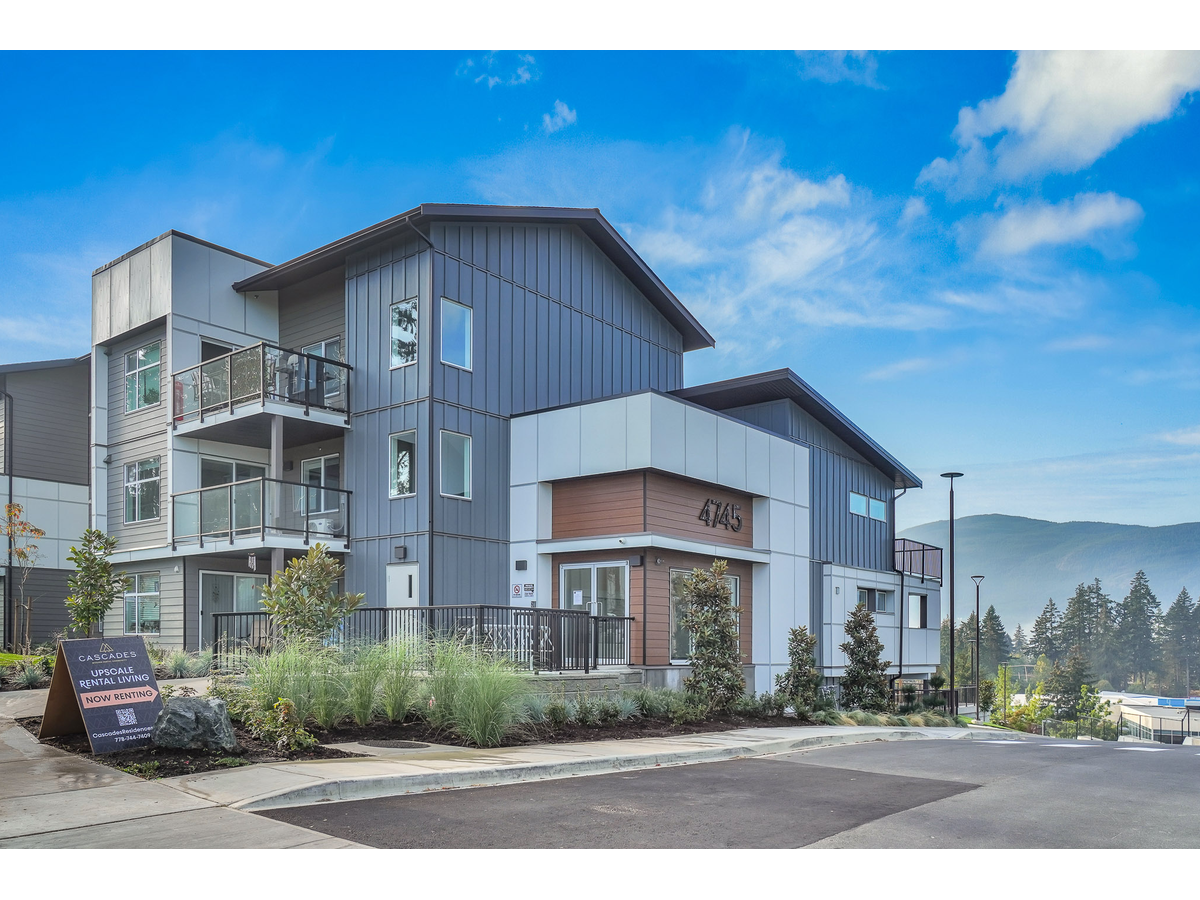 Cascades Residences  - Photo 5